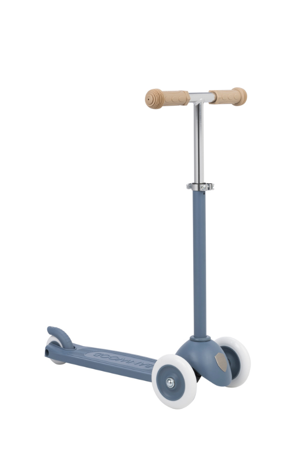 plastic three wheel scooter in deep sea color