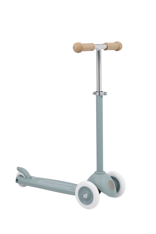 plastic three wheel scooter in teal color